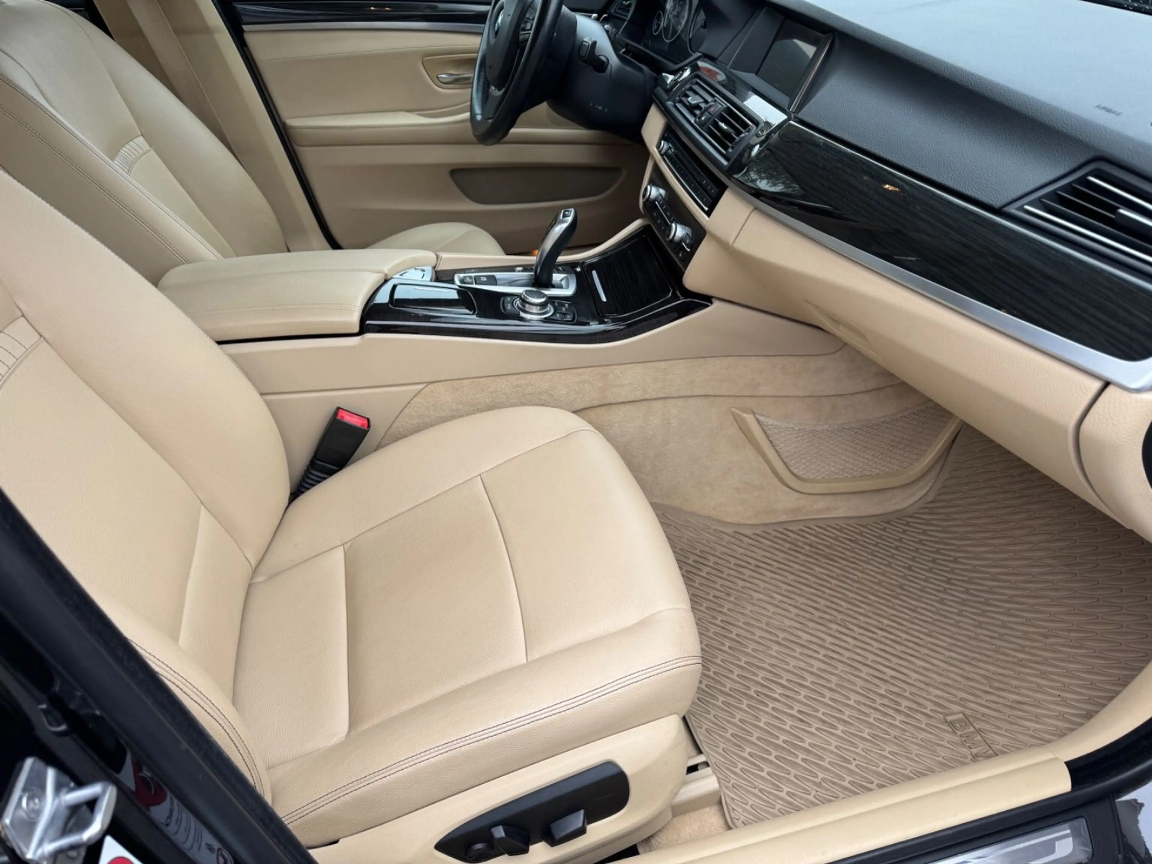 BMW 520 5 Touring 520 d — photo 7