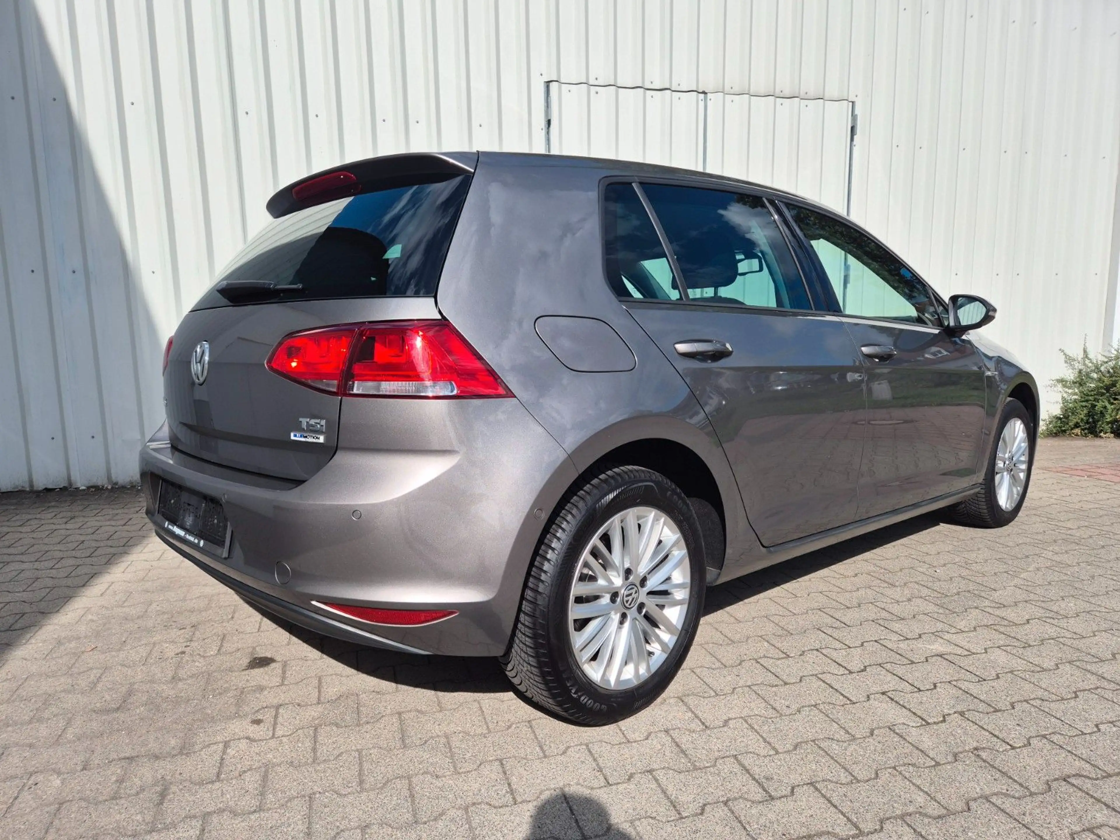 Volkswagen Golf VII Lim. - 1.HD - PARKPILOT - 60000 KM- PDC — photo 17