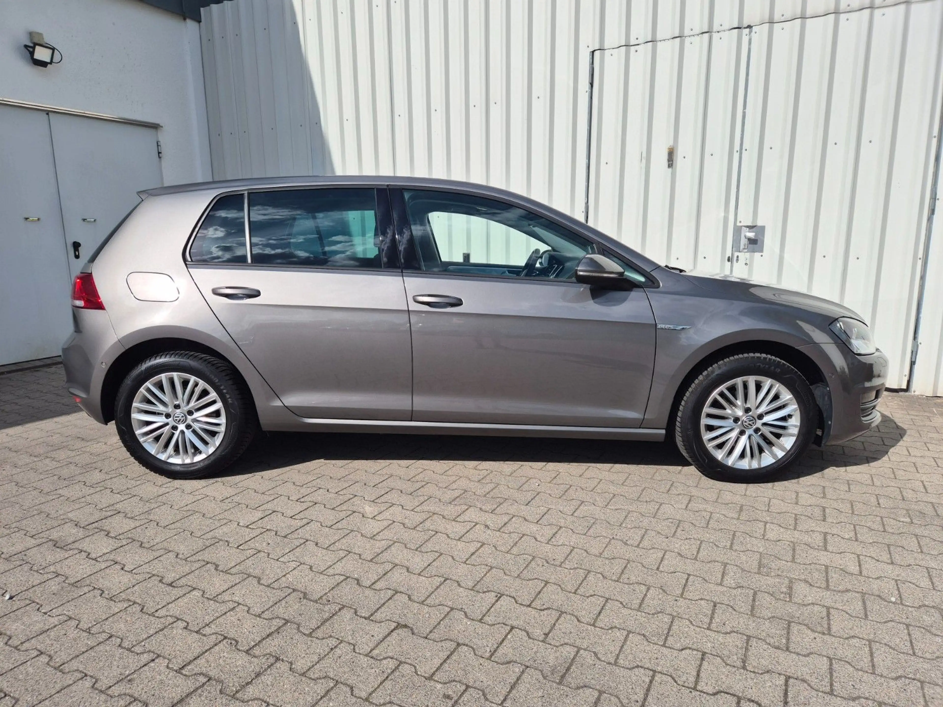 Volkswagen Golf VII Lim. - 1.HD - PARKPILOT - 60000 KM- PDC — photo 18