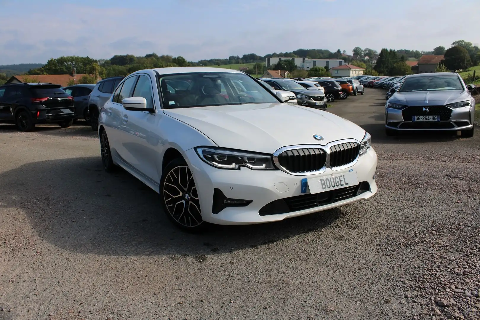 BMW 320 (G20) 320 DA LOUNGE 190 CV \X-DRIVE\ GPS 3D CAMÉRA JA 18 FULL LED I-COKPIT BOITE AUTO Blanc - 1