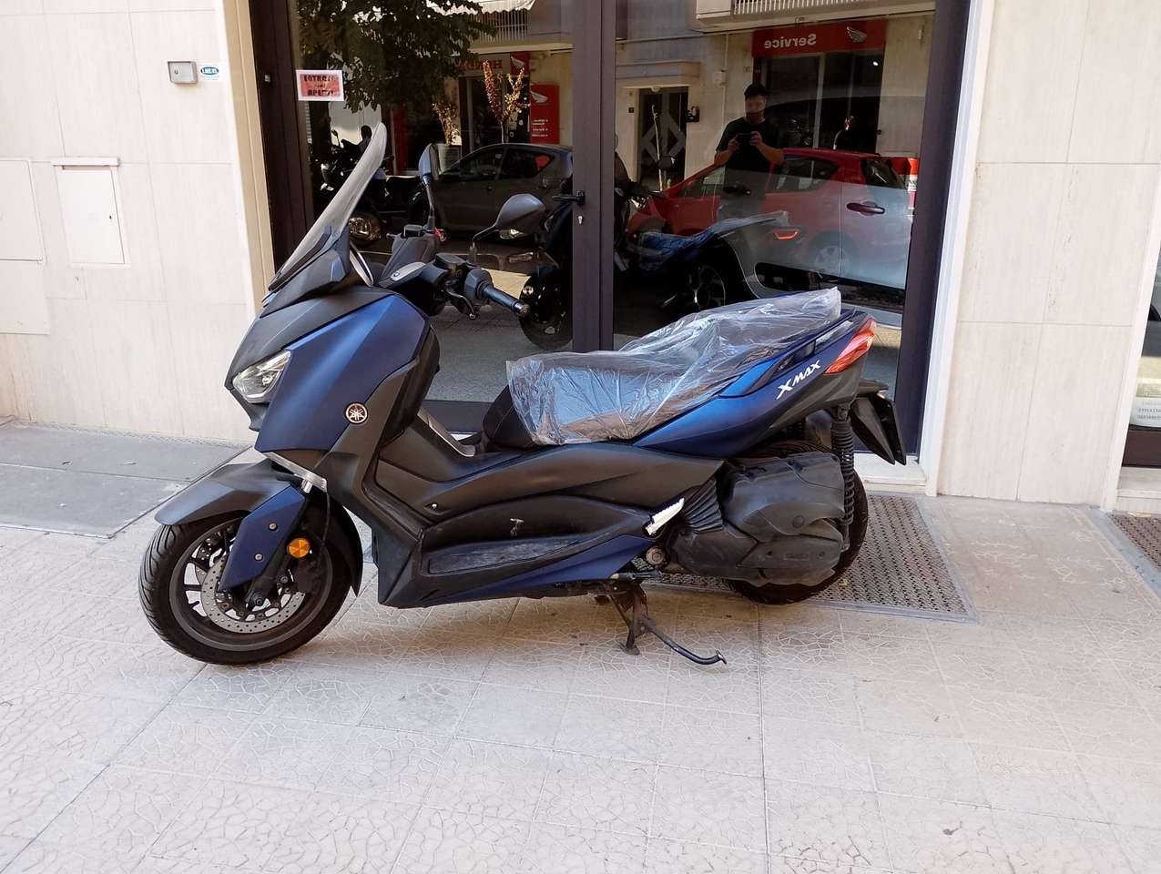 Yamaha X-Max 400
