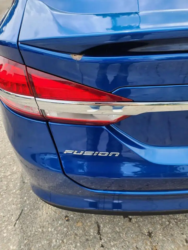 Ford Fusion снимка Ford Fusion