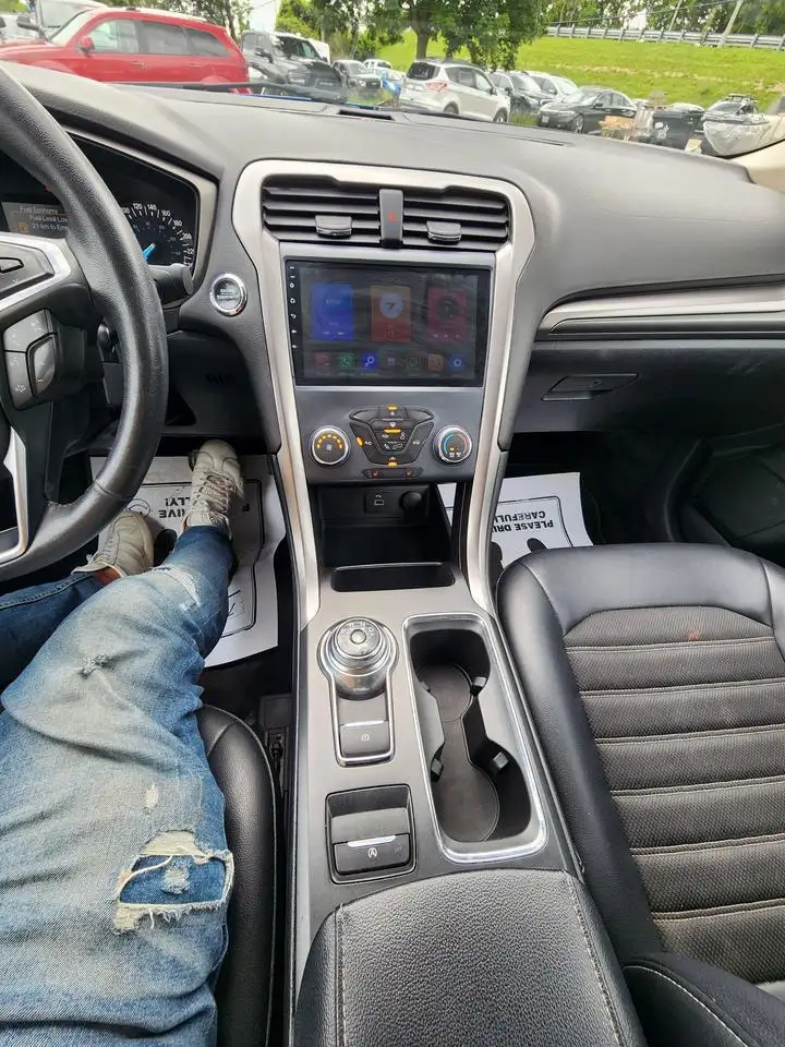 Ford Fusion снимка Ford Fusion