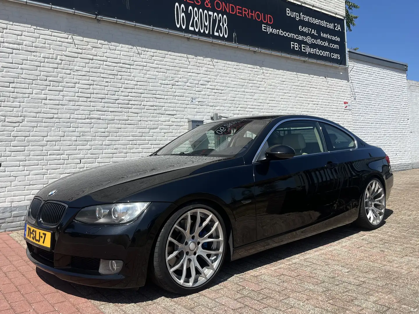 BMW 330 335i Zwart - 1