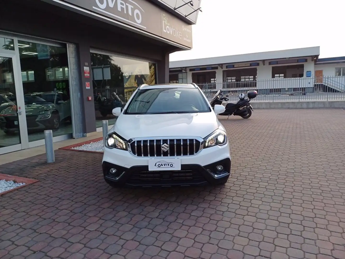 Suzuki SX4 S-Cross S-Cross 1.4 Hybrid A/T Starview Bleu - 2