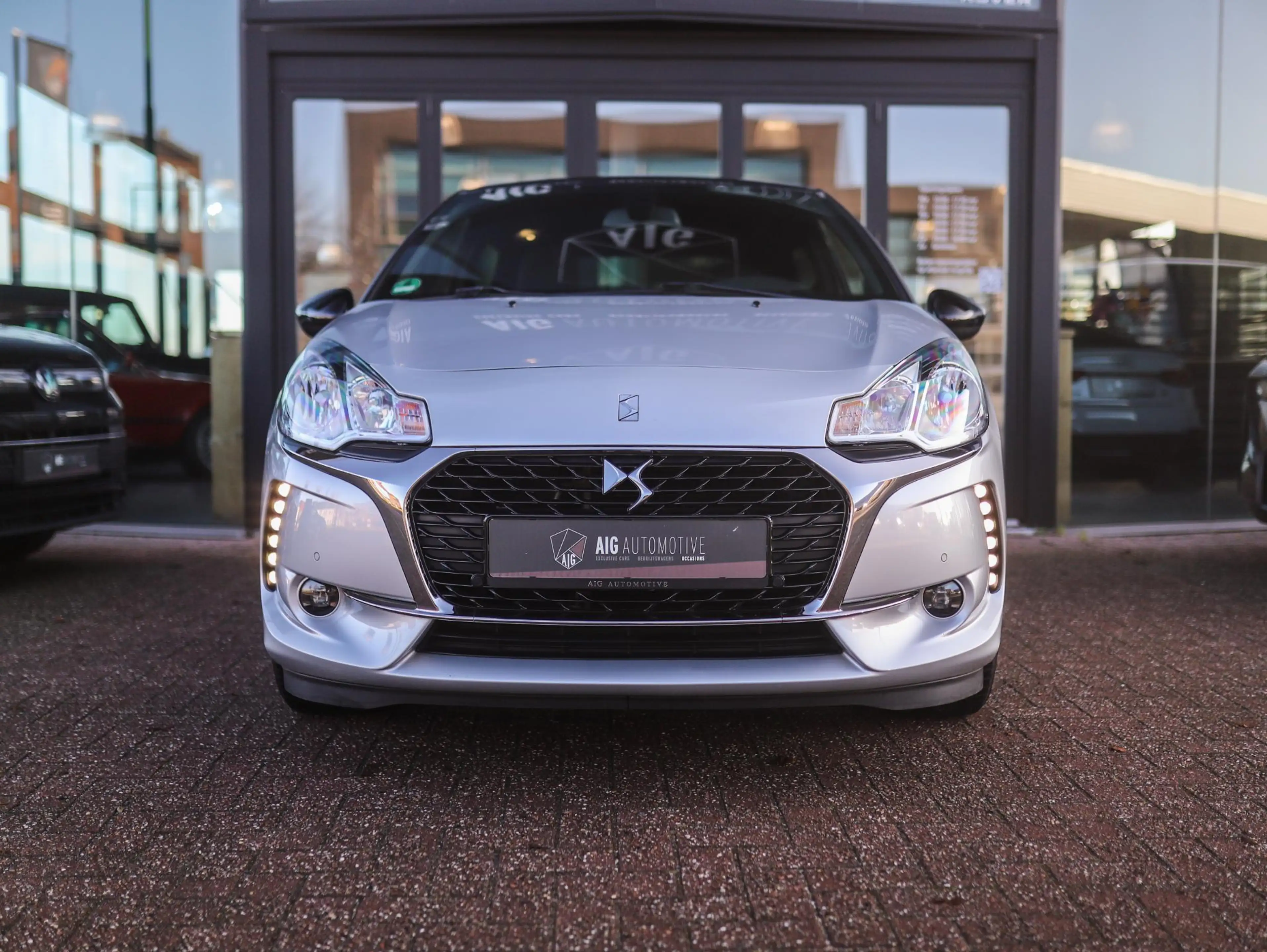 DS Automobiles DS 3 1.2 PureTech So Chic | Automaat! | PDC | Cruise Co — photo 4