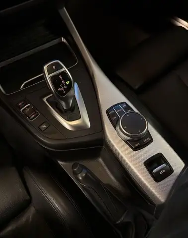 BMW 2 Series view 9