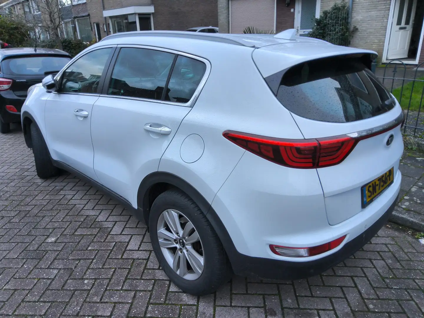 Kia Sportage Sportage 1.6 GDI DynamicLine Blanc - 2