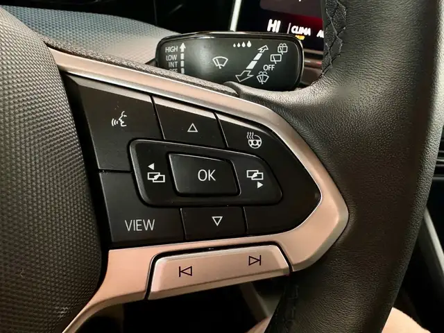 Volkswagen Golf view 15