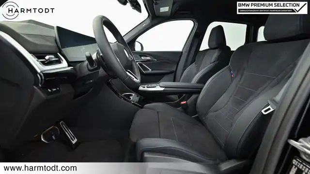 BMW Ix1 view 13