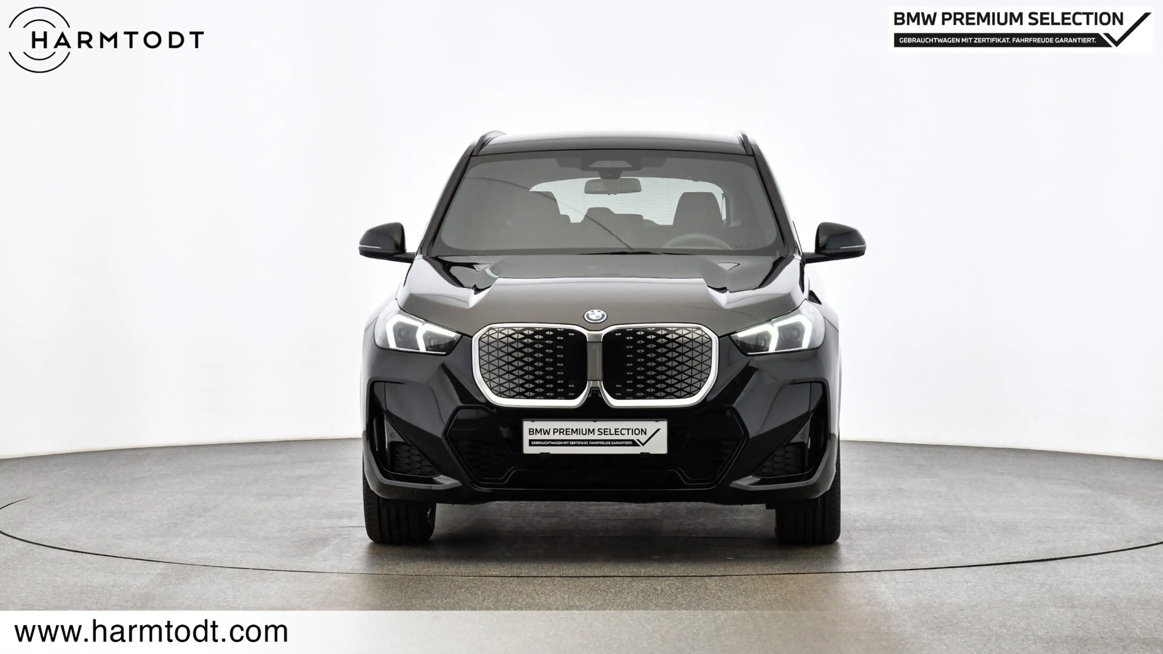 BMW iX1 eDrive20 *M-Sport / AHK / 3,99% Fixzins* — photo 6