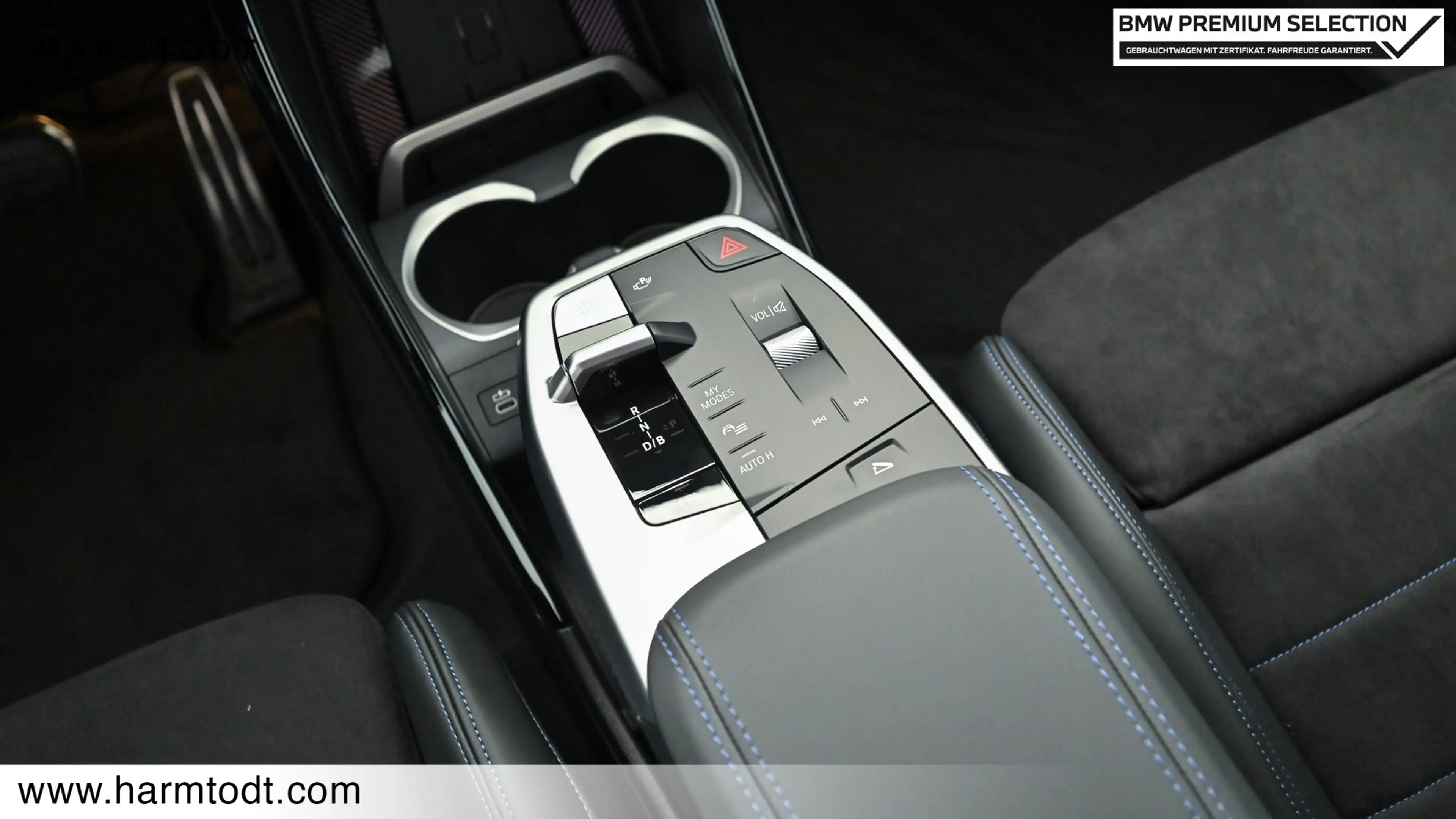 BMW iX1 eDrive20 *M-Sport / AHK / 3,99% Fixzins* — photo 12