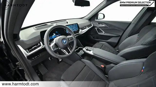 BMW Ix1 view 7