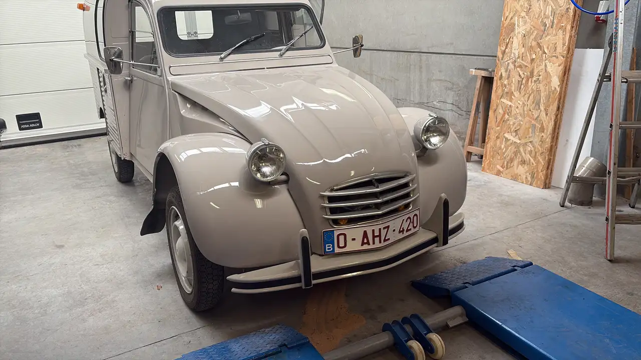 Citroen 2CV AZU, foto 2