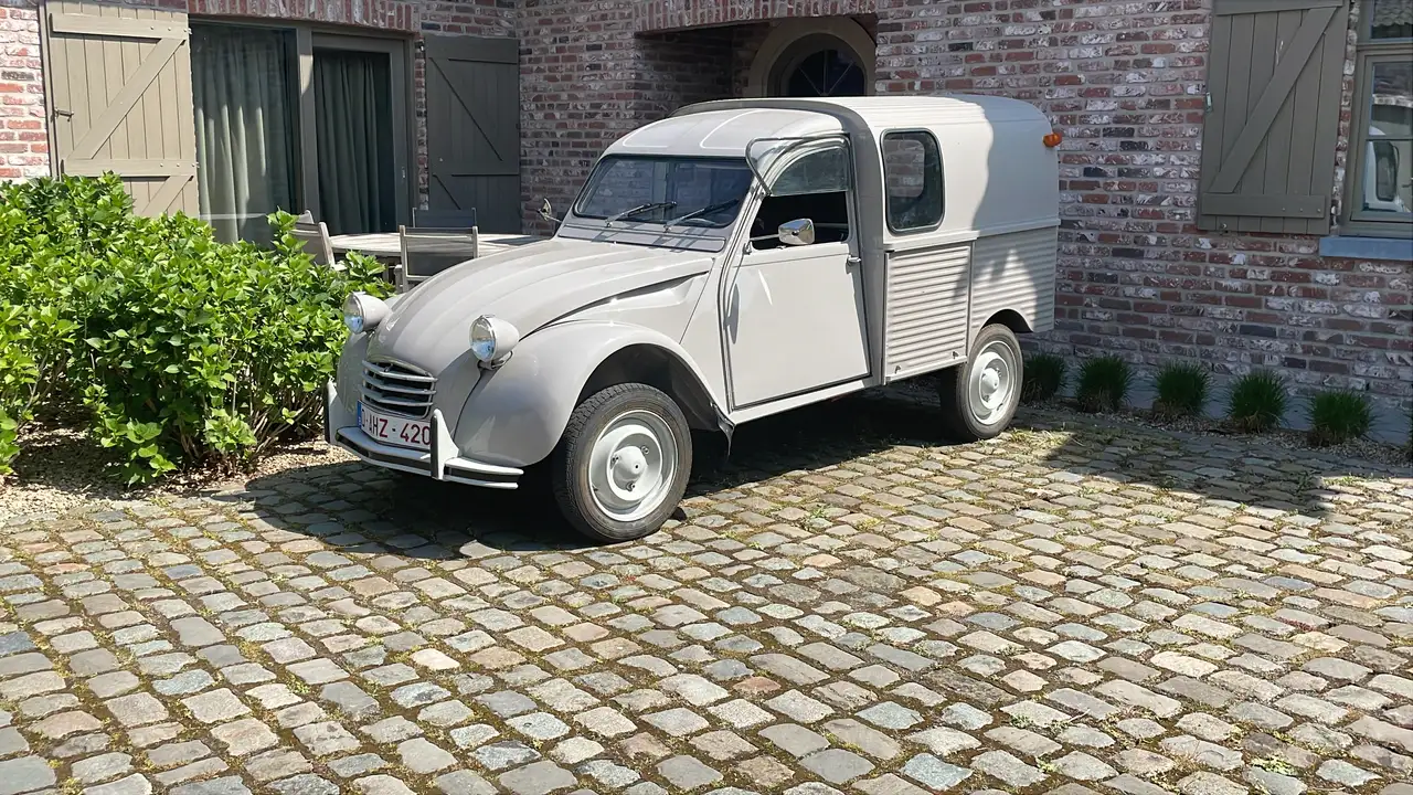 Citroen 2CV AZU, foto 3