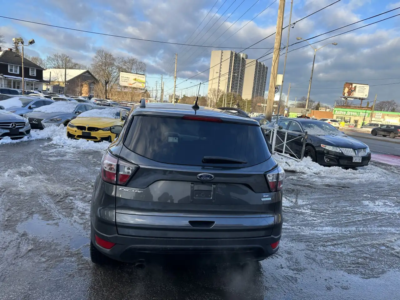 Ford Escape снимка Ford Escape