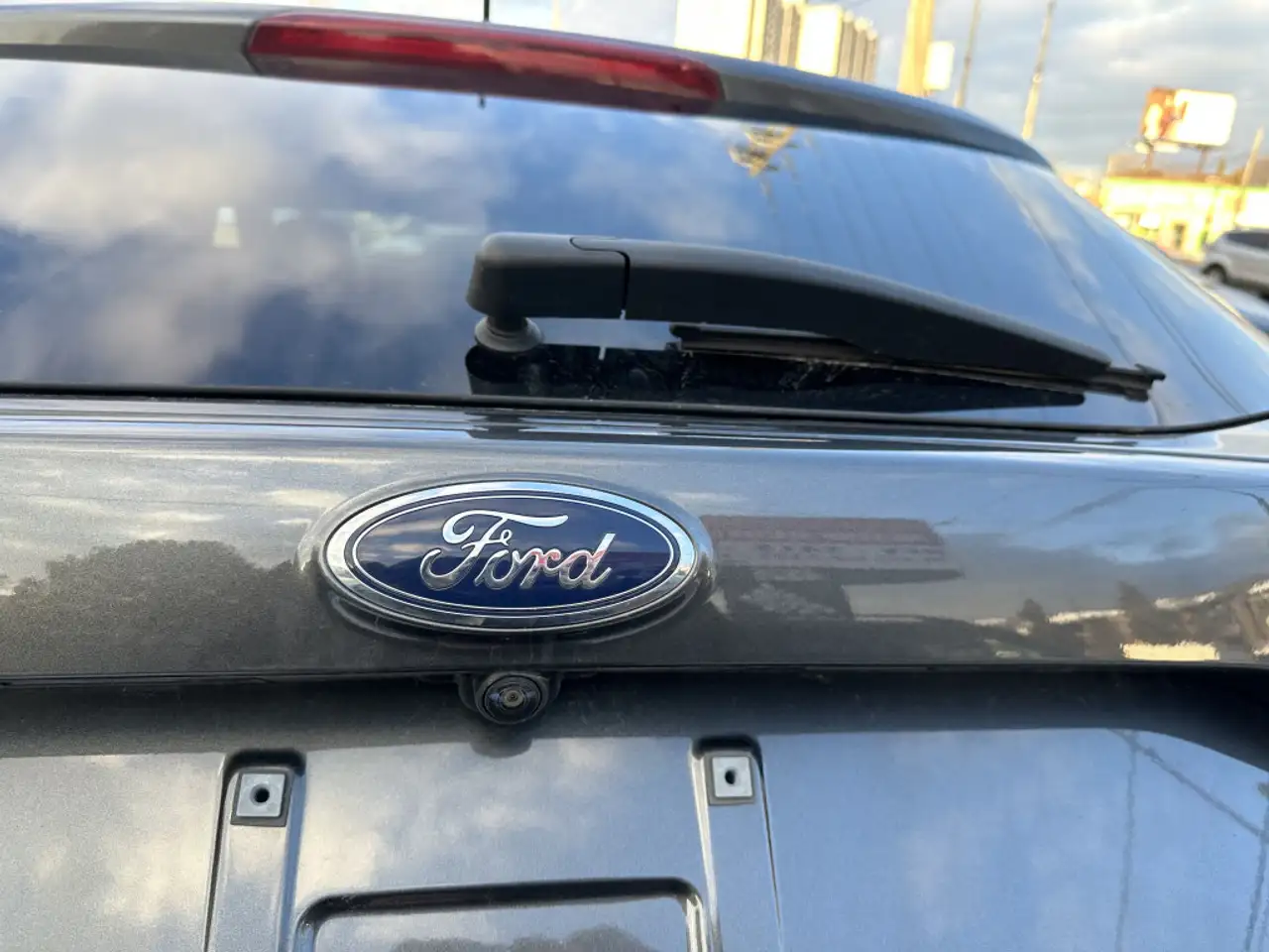 Ford Escape снимка Ford Escape