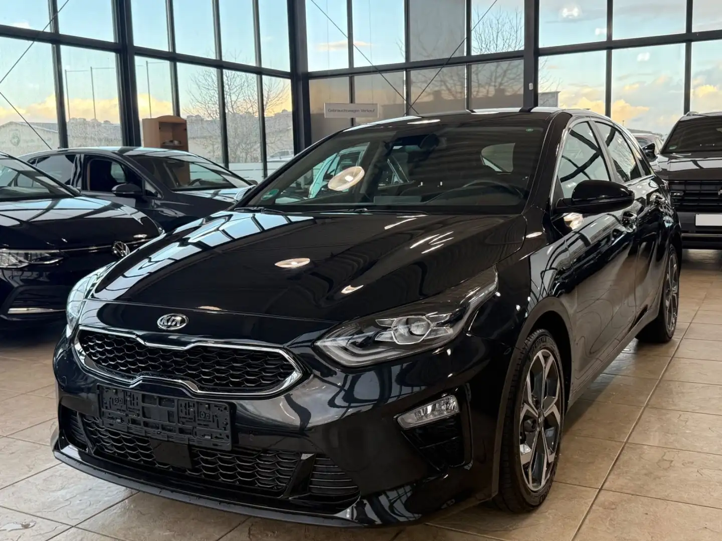 Kia Ceed / cee'd Sprit / Automatik Negro - 1