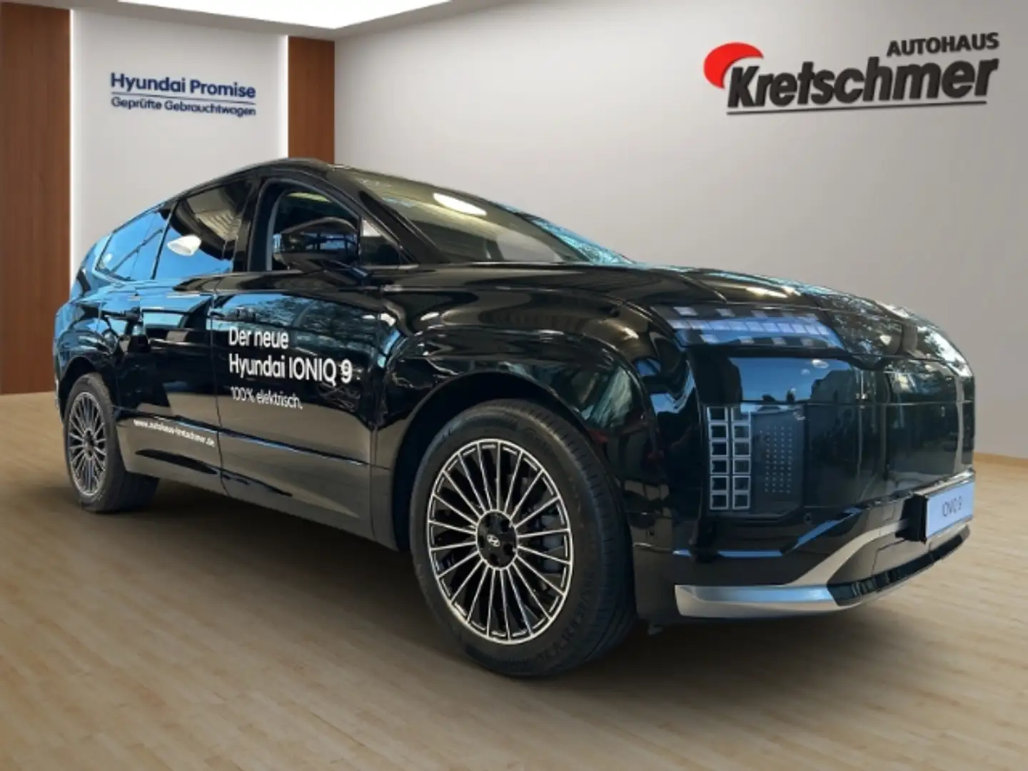 Hyundai IONIQ 9 110 kWh 4WD Uniq 6-Sitzer Relax Paket El. Panodach Noir - 2