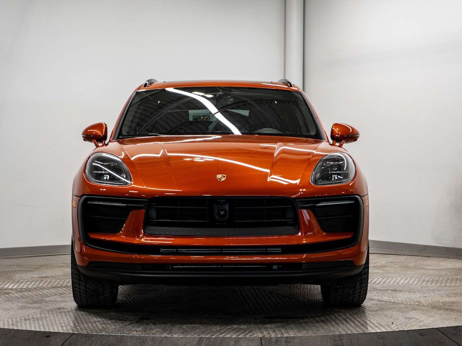 2023 Porsche Macan AWD thumb 8