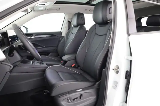 Volkswagen Tayron 1.5 TSI eHybrid 150 kW Life Life, Leder, Pano, ... Ansicht 9