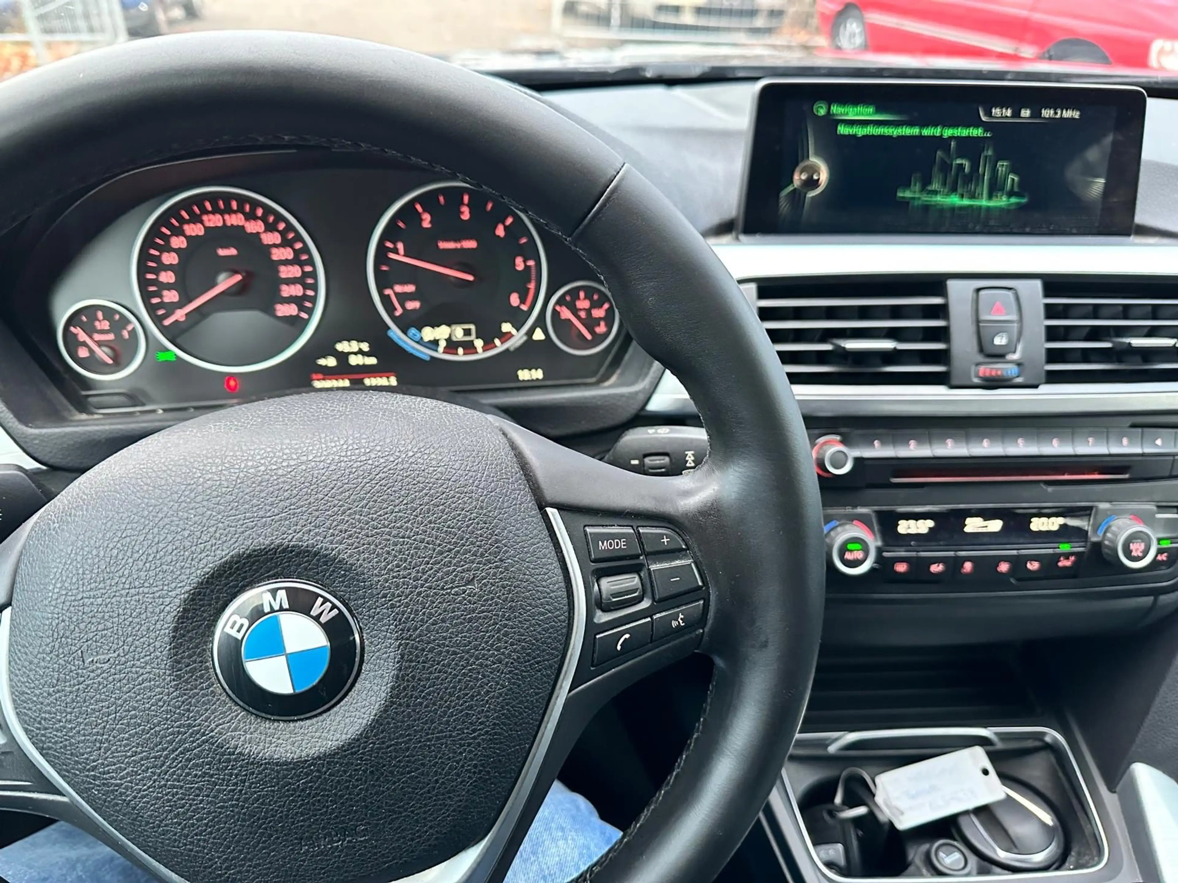 BMW 425 425 d Advantage — photo 12