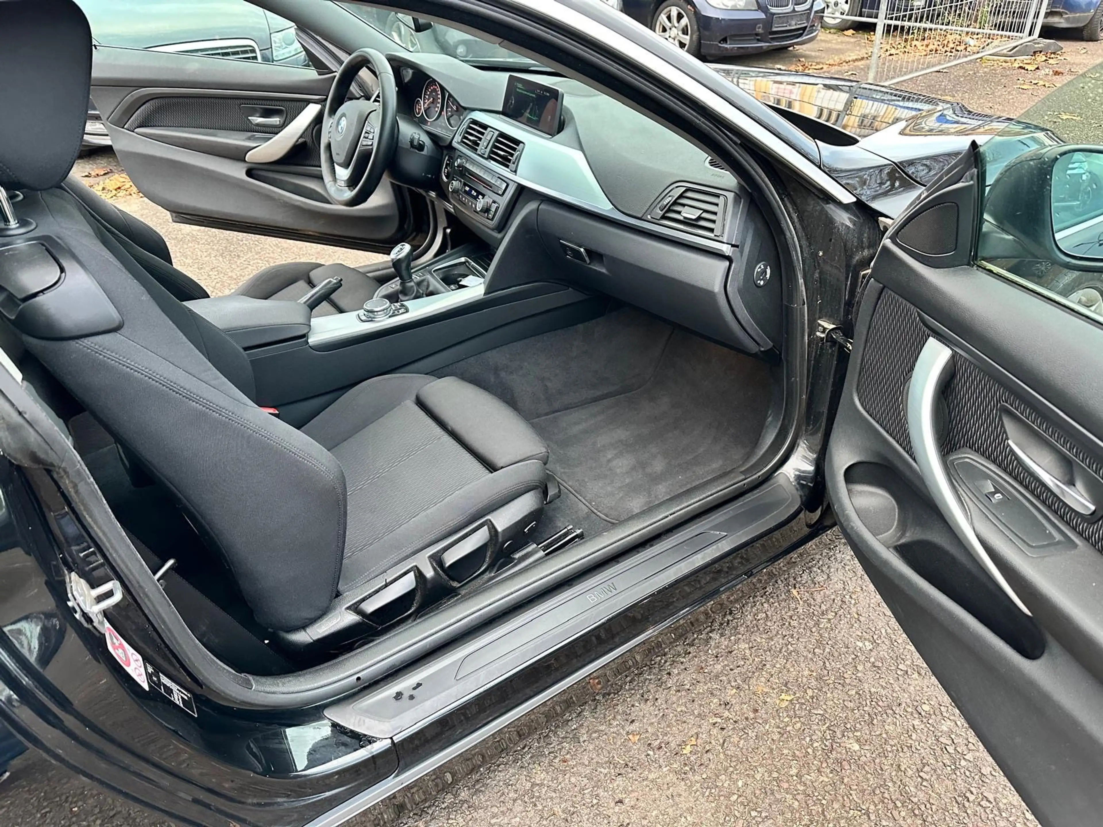 BMW 425 425 d Advantage — photo 10