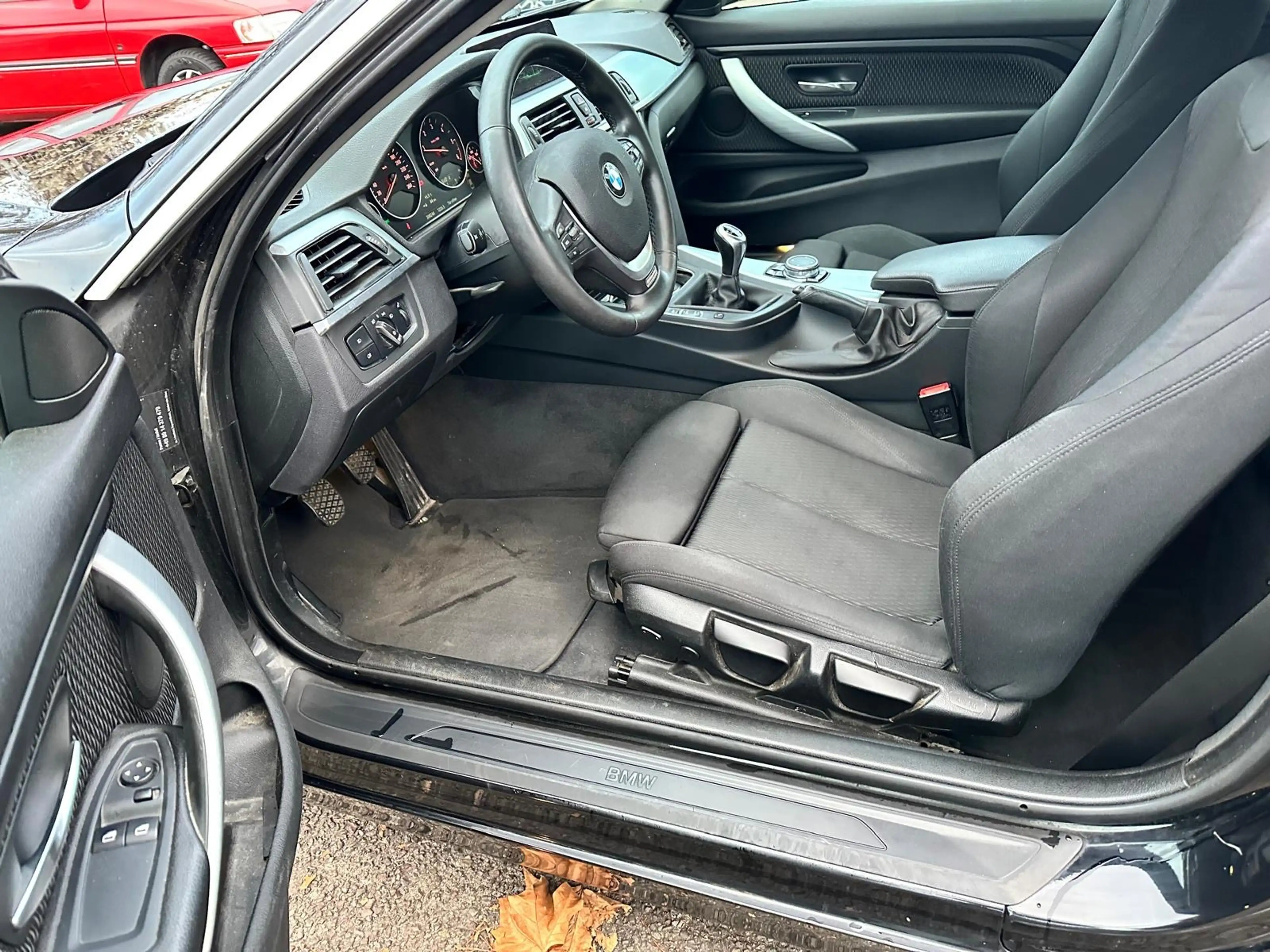 BMW 425 425 d Advantage — photo 9
