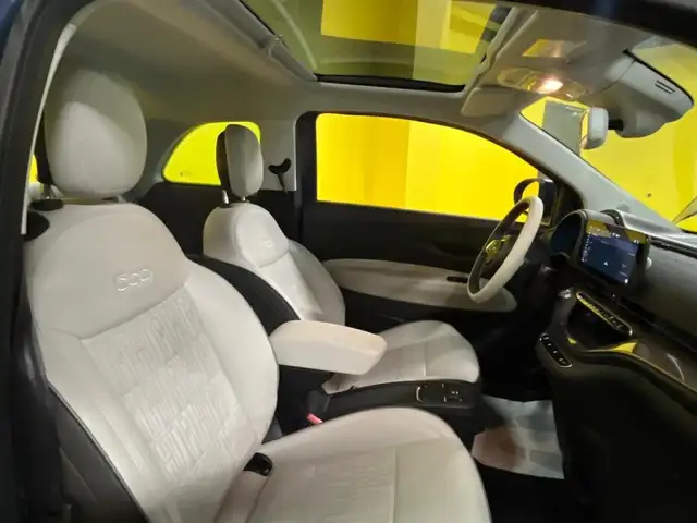 Fiat 500 view 2