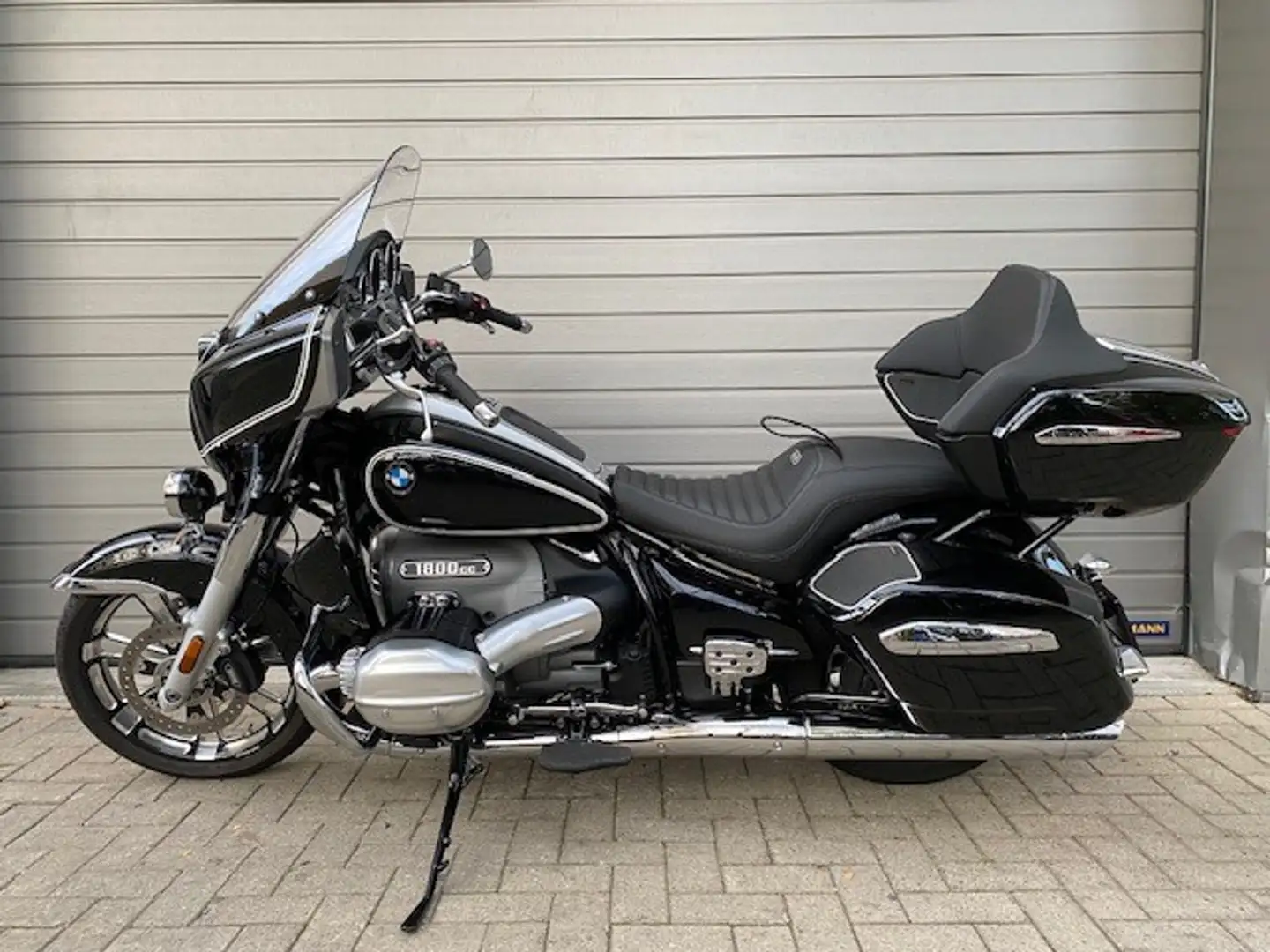 BMW R 18 Transcontinental 0 crna - 1
