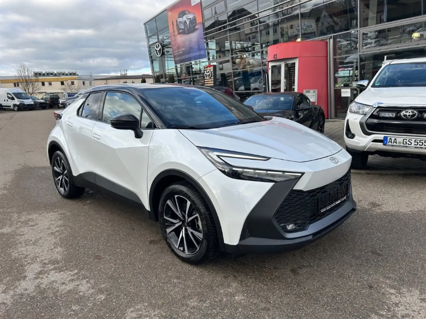 Toyota C-HR Plug-in Hybrid 2,0L Teamplayer 4x2 Bianco - 2