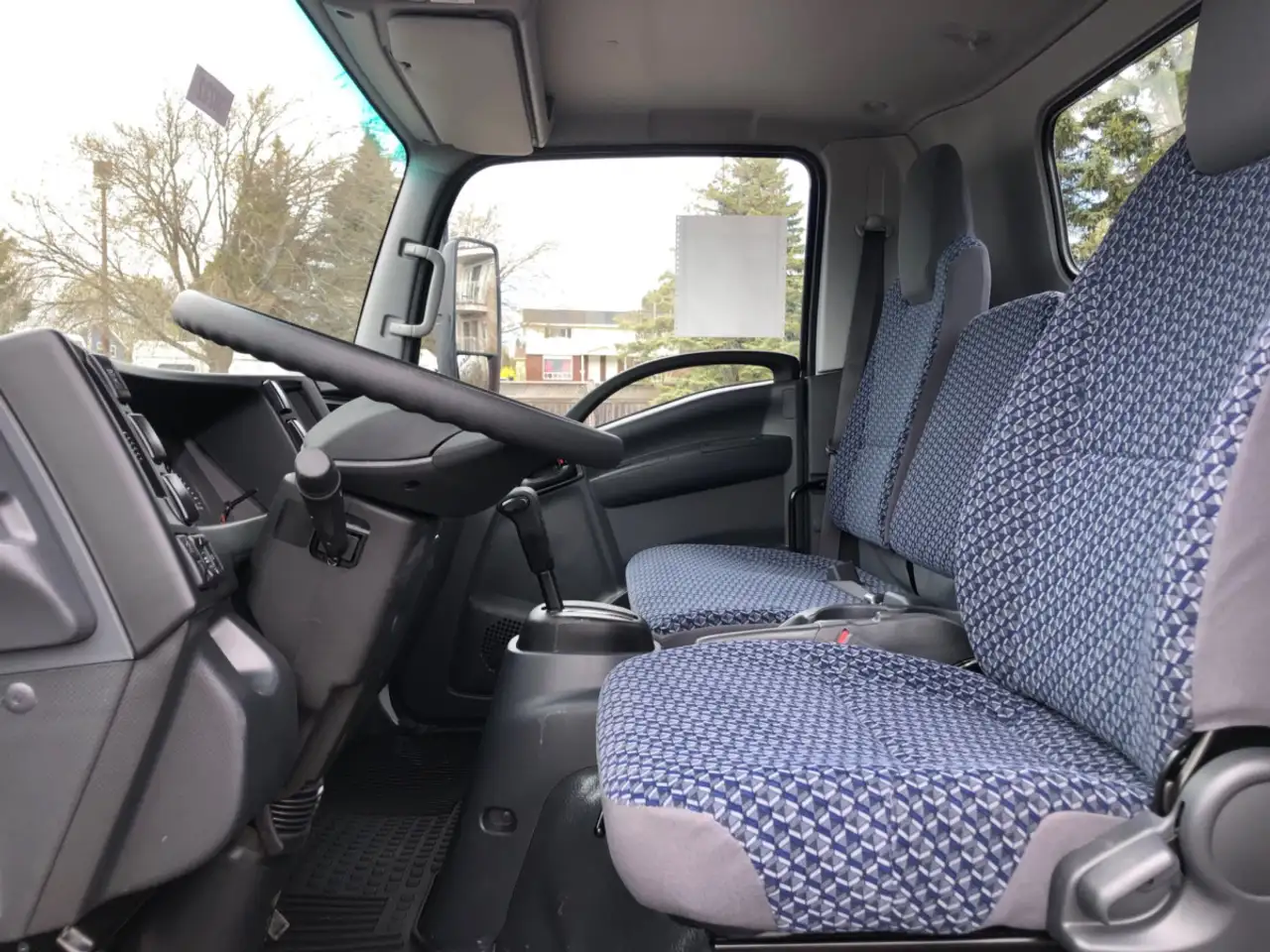 Isuzu NPR fotografie Isuzu NPR