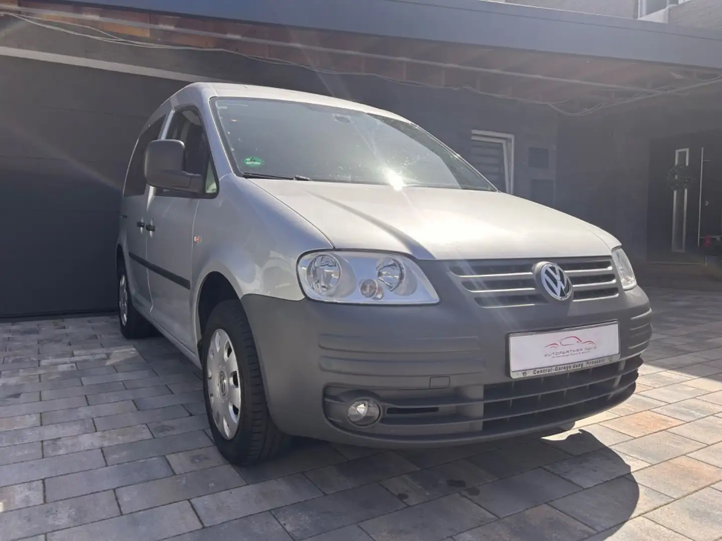Volkswagen Caddy Life/GEPFLEGT/KLIMA/TÜV/INSPEKTION Silber - 1