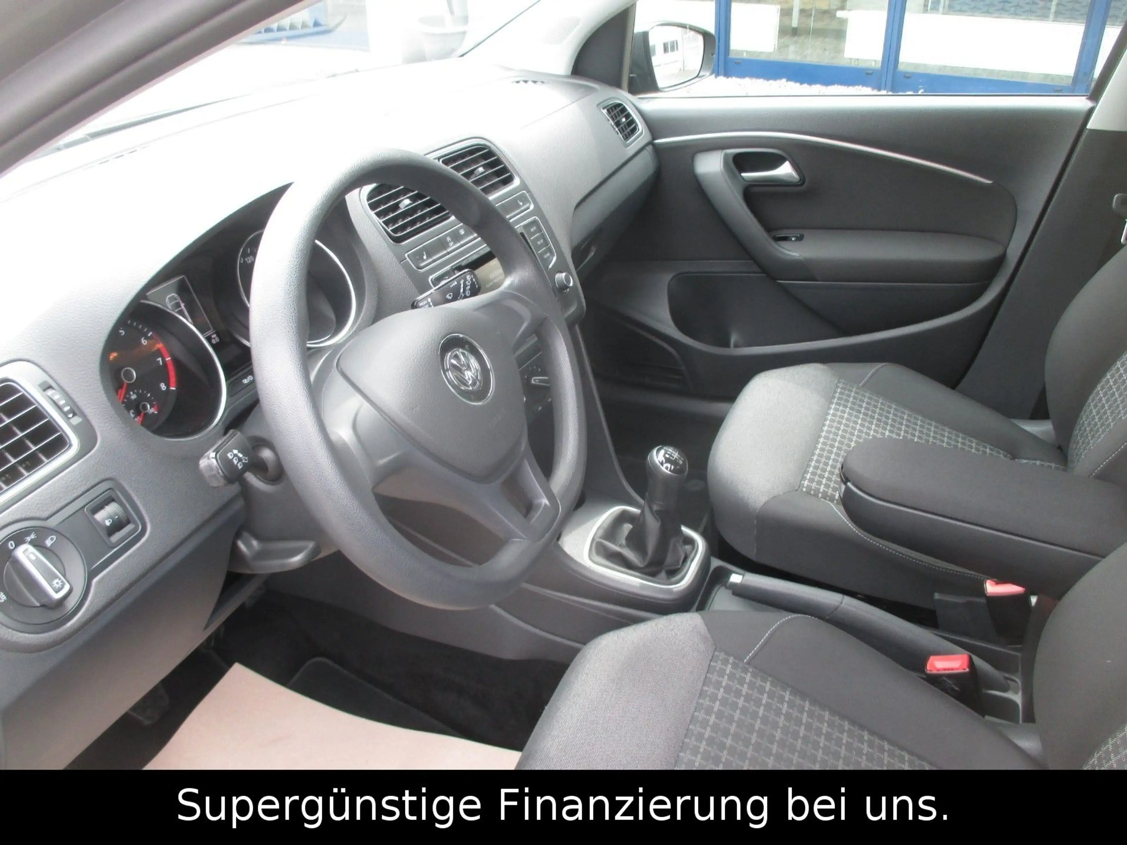 Volkswagen Polo V Comfortline BMT1.2KLIMA,GARANTIE,TEMPOMAT — photo 8