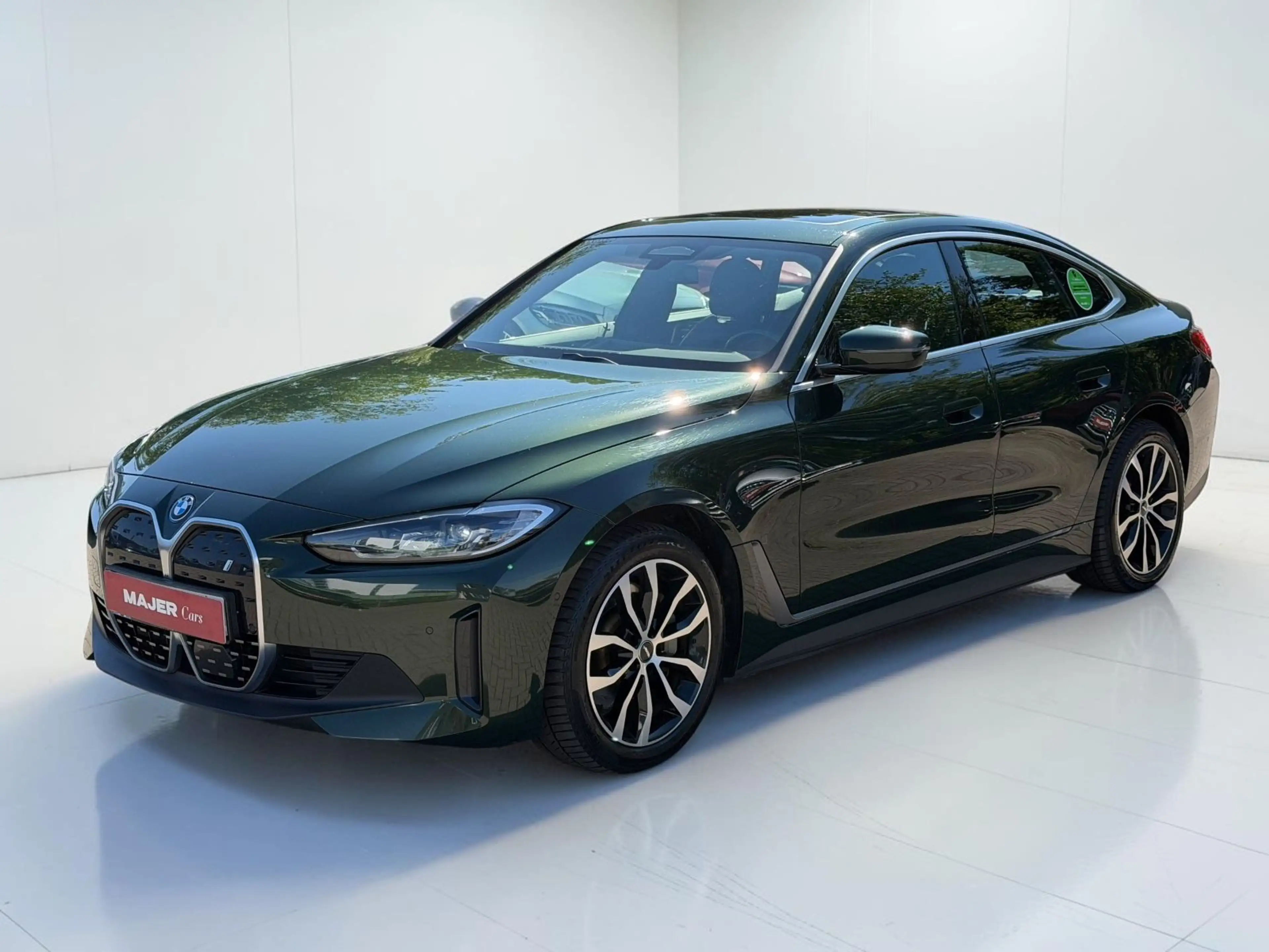 BMW i4 Gran Coupe 40 eDrive*CARPLAY*AHK*KLIMAAUTOM* — photo 2