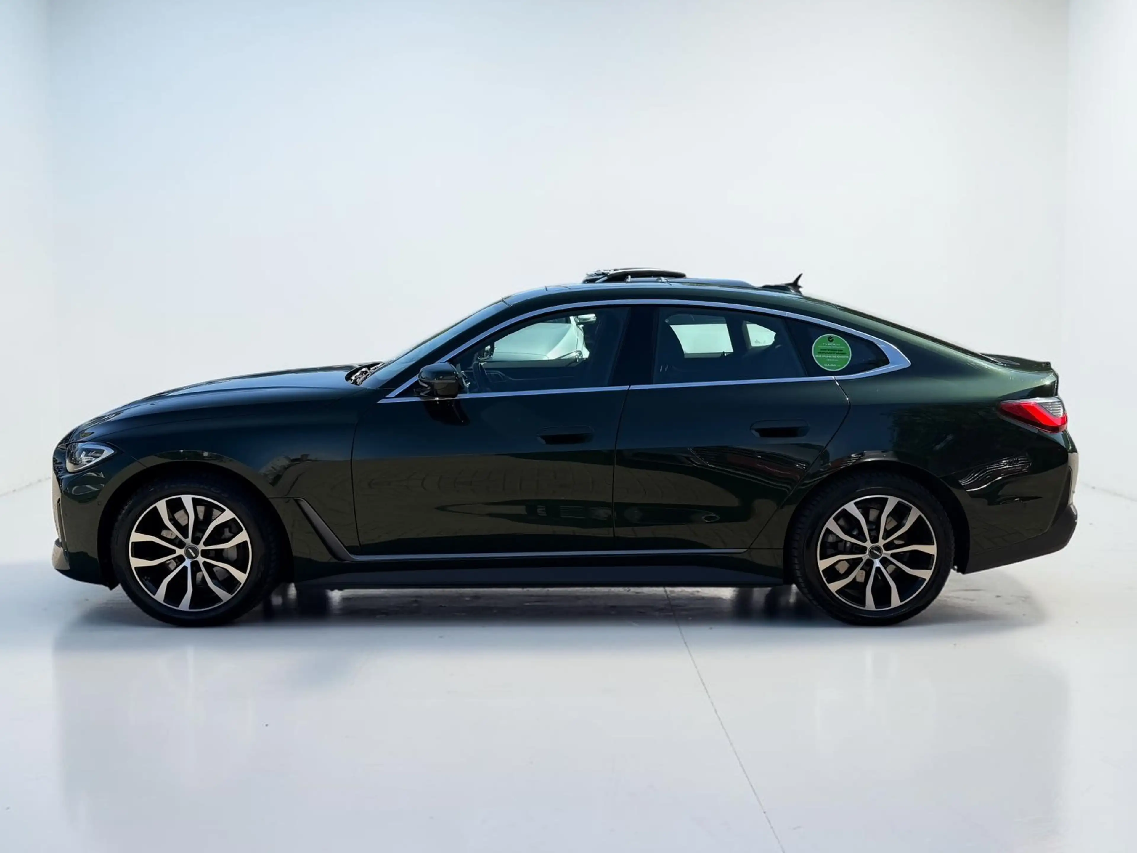 BMW i4 Gran Coupe 40 eDrive*CARPLAY*AHK*KLIMAAUTOM* — photo 11
