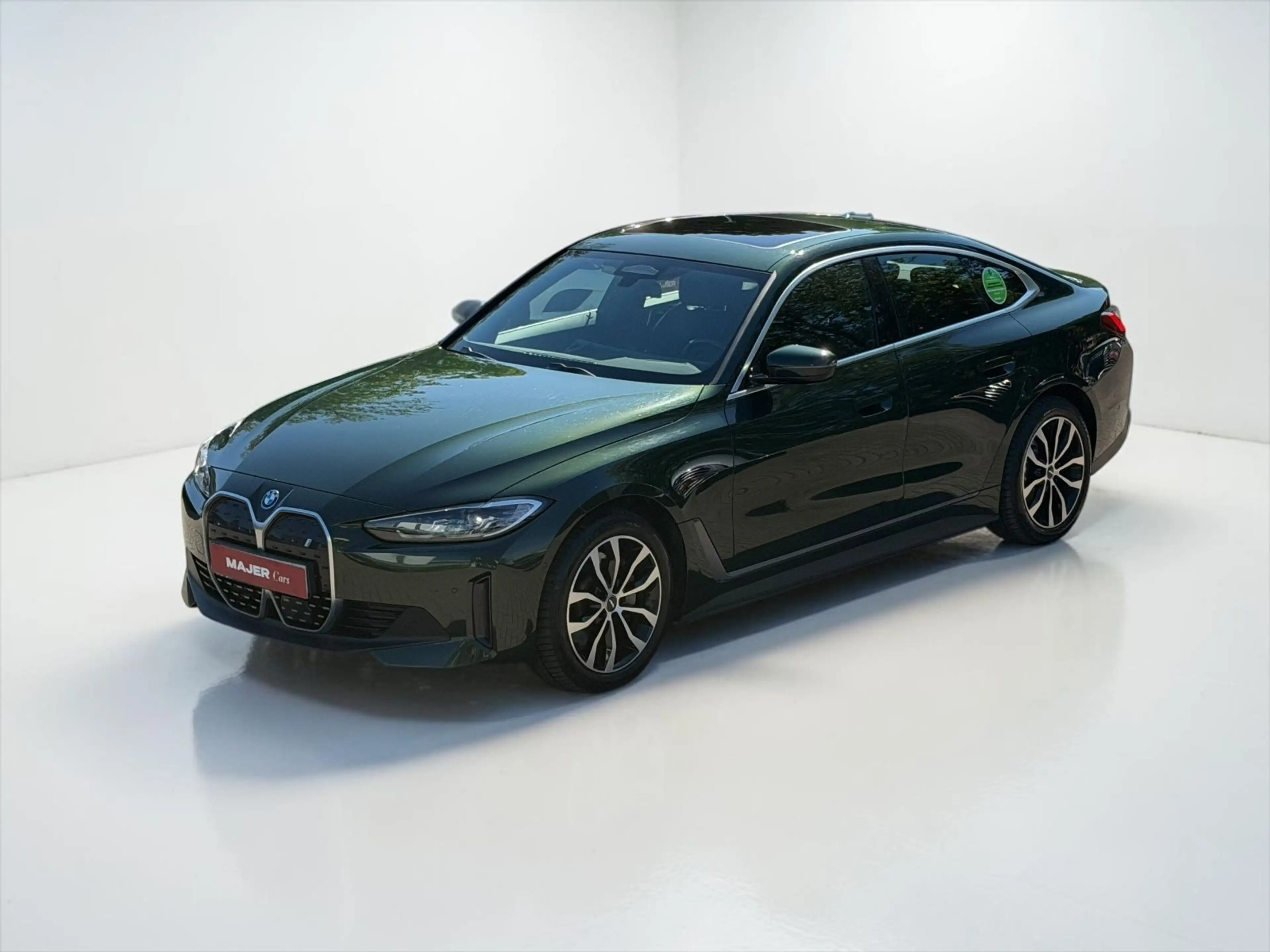 BMW i4 Gran Coupe 40 eDrive*CARPLAY*AHK*KLIMAAUTOM*