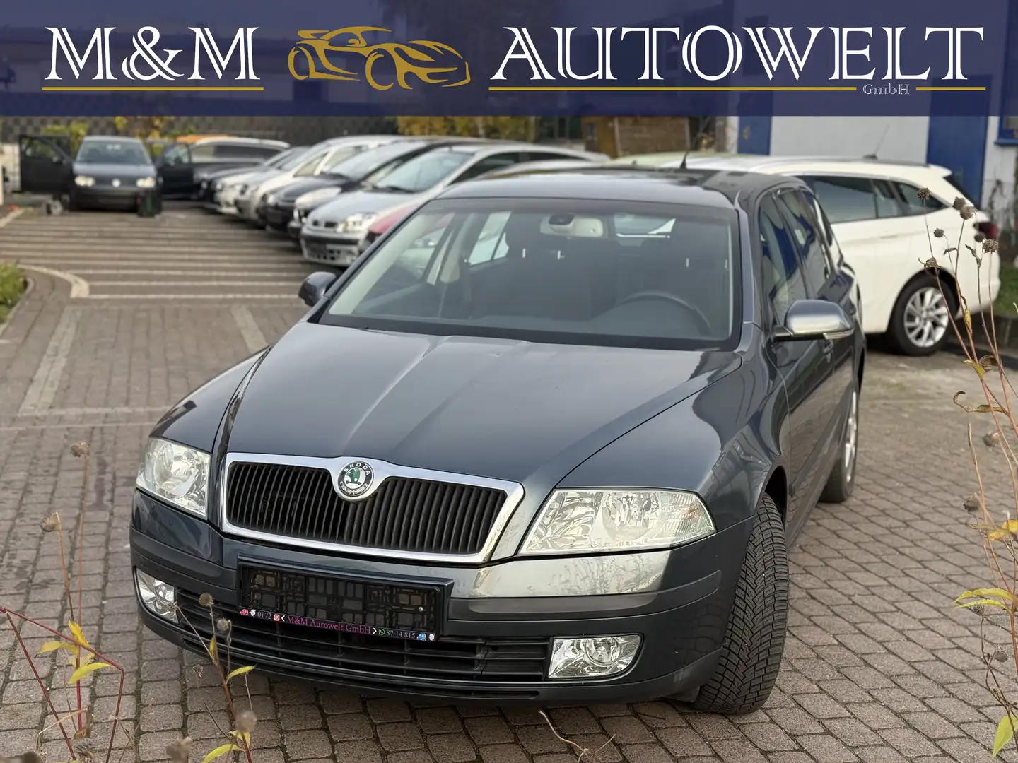 Skoda Octavia 2.0 | 150PS | 1. Hand | 6 Gang | 100% Scheckheft Grau - 2
