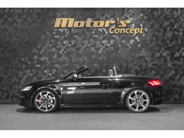 Audi TT RS view 2