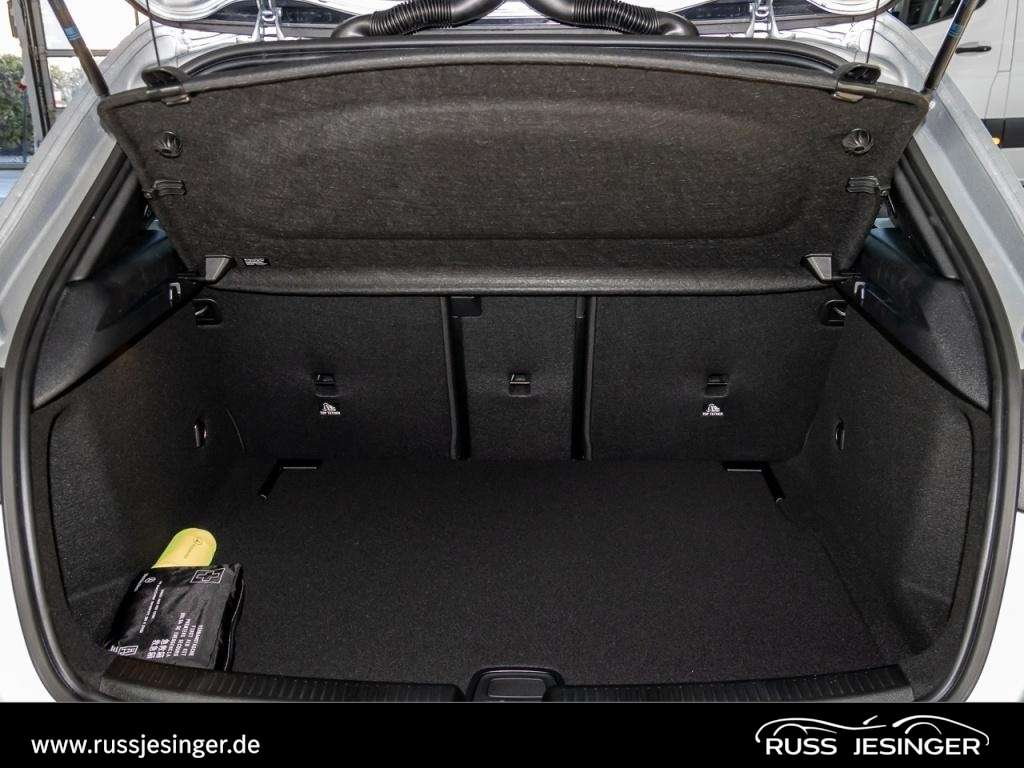 Mercedes-Benz A 220