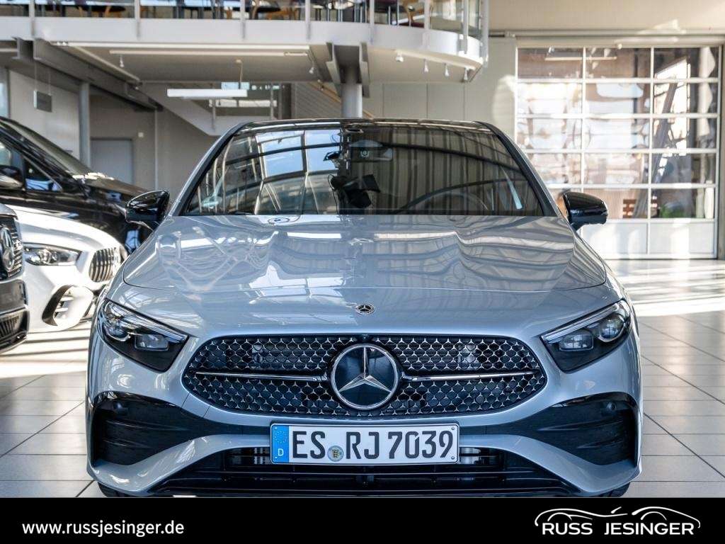 Mercedes-Benz A 220
