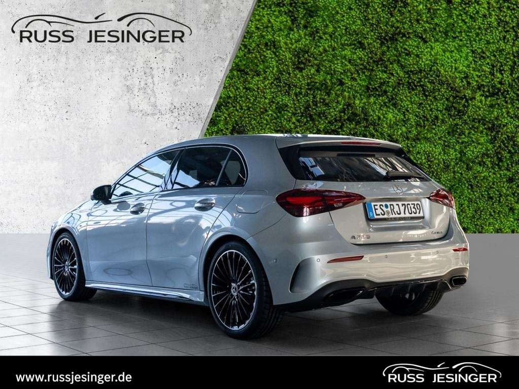 Mercedes-Benz A 220