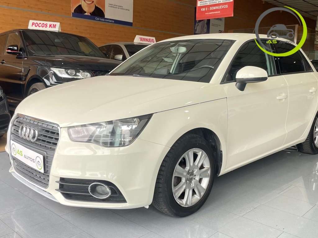 Audi A1 Sportback 1.6 TDI 90cv Attraction - foto 1