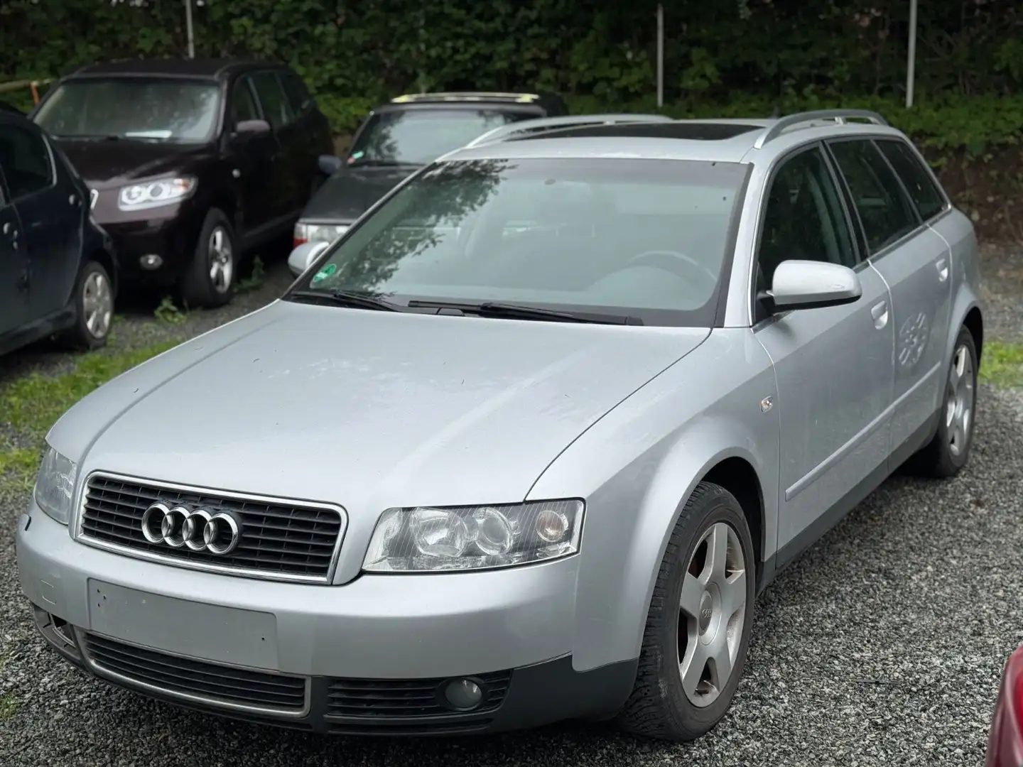 Audi A4 2.4 Avant Gris - 1