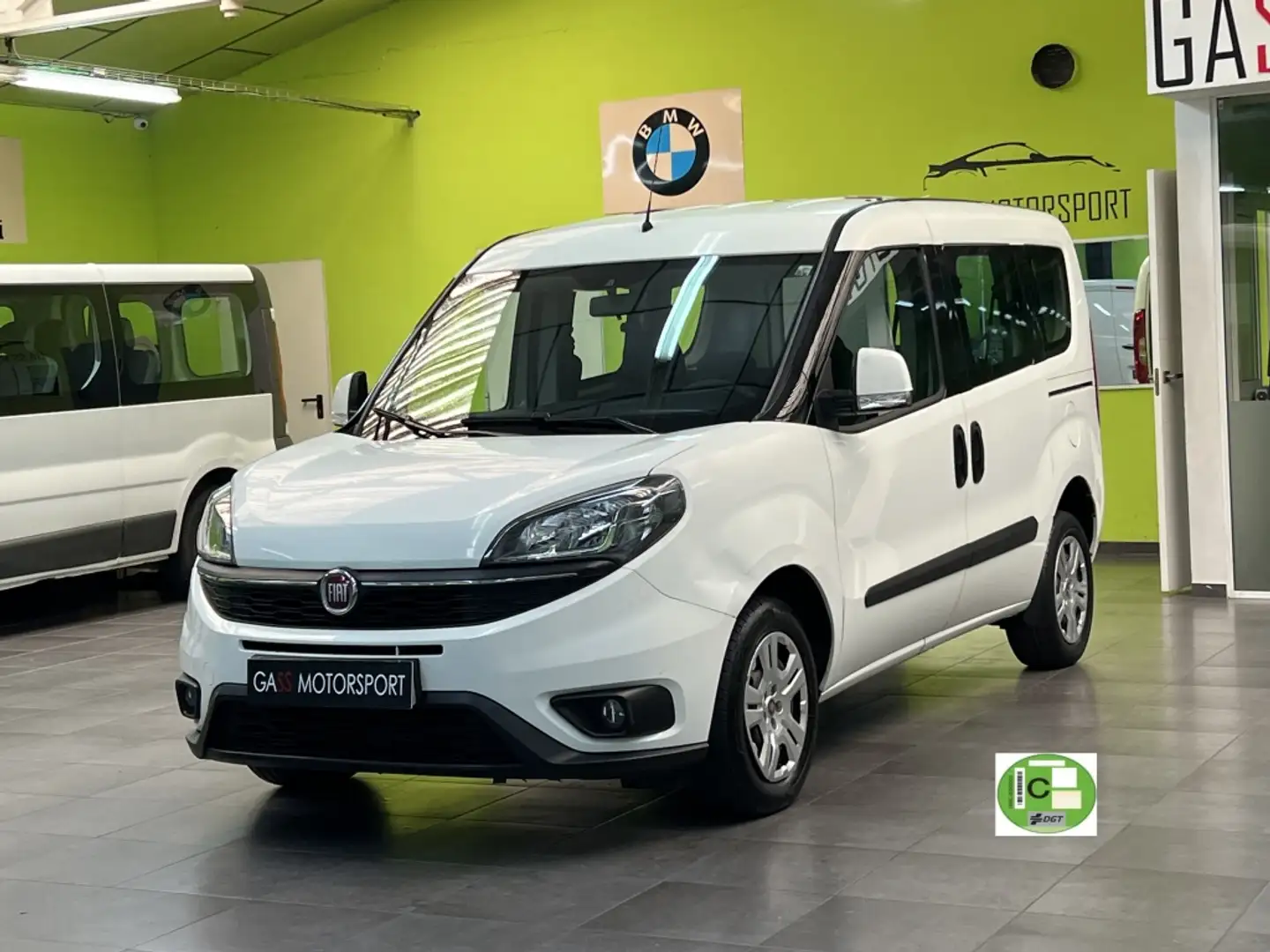 Fiat Dobló Cargo 1.3Mjt Base Plus Maxi 70kW - 1