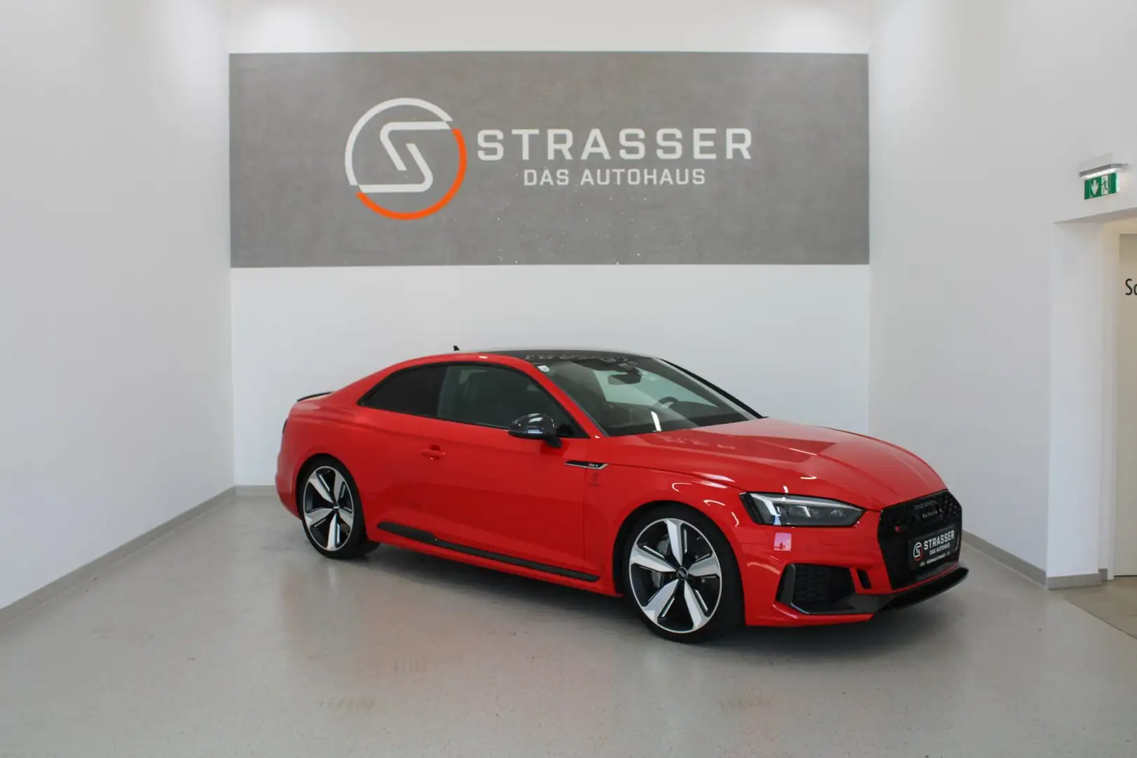 Audi RS5 Audi RS 5 Coupé quattro Rot - 1