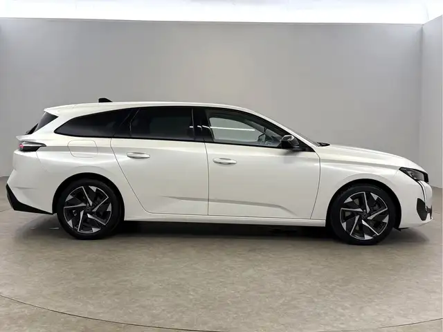 Peugeot 308 view 13