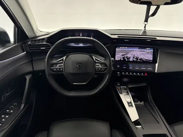 Peugeot 308 view 17