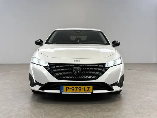 Peugeot 308 view 8