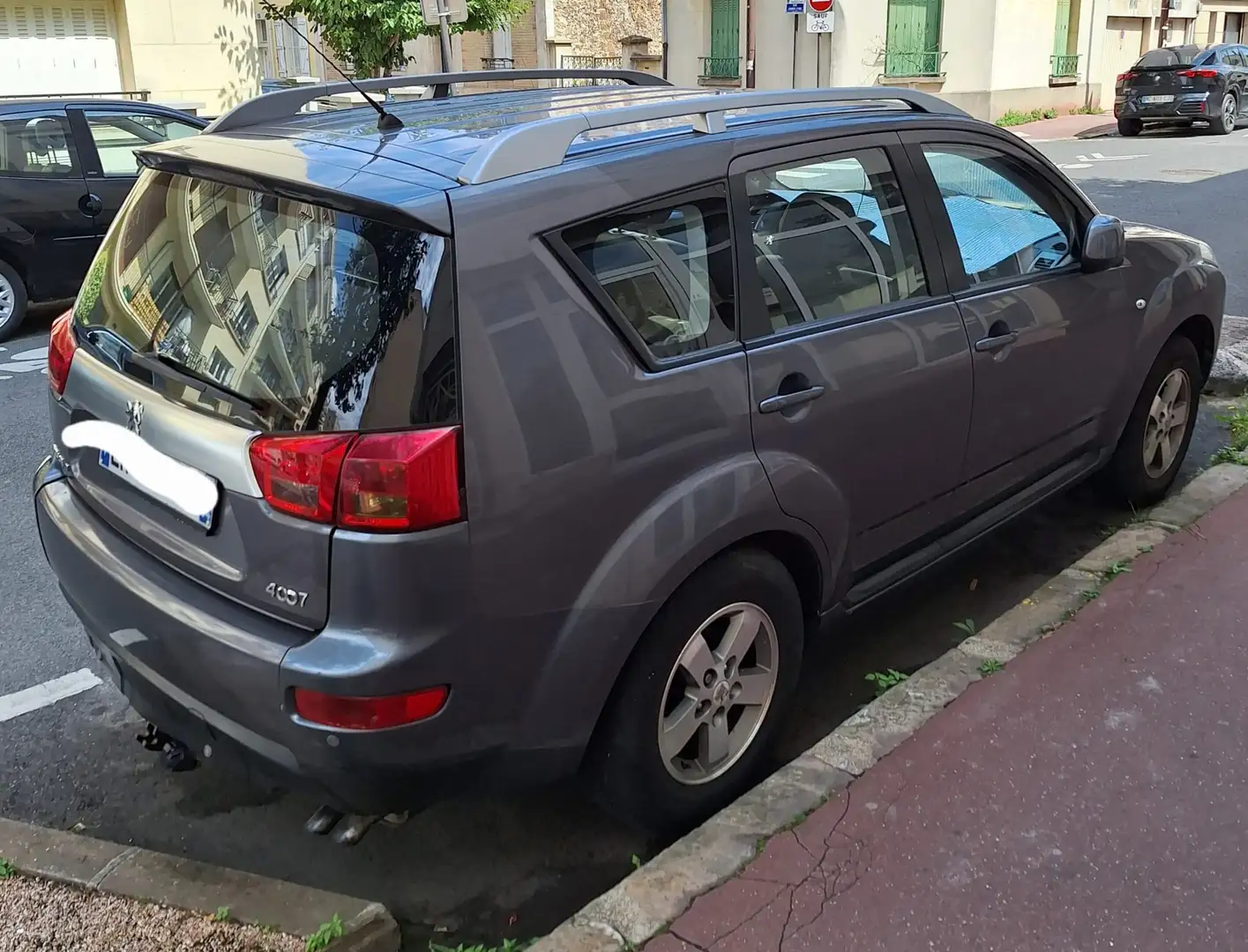 Peugeot 4007 4007 2.2 HDi 16V 156ch FAP Féline Gris - 1